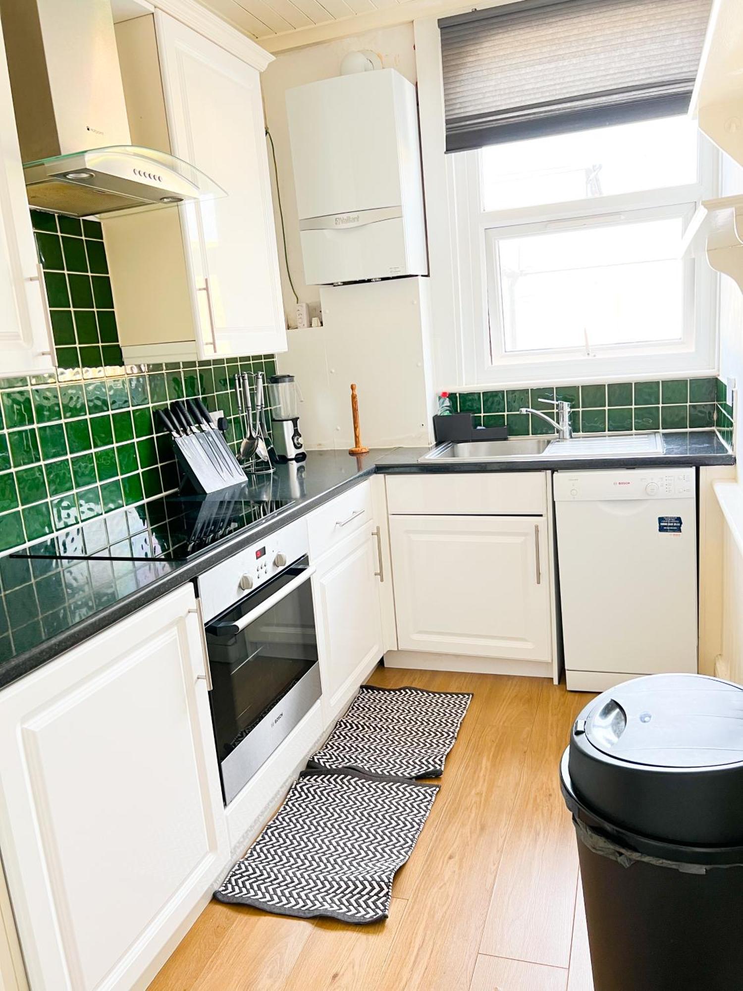 Welcome 2 Bedrooms Flat In Wimbledon Лондон Екстер'єр фото